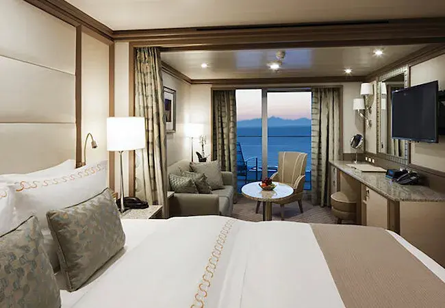 Deluxe Veranda Suite