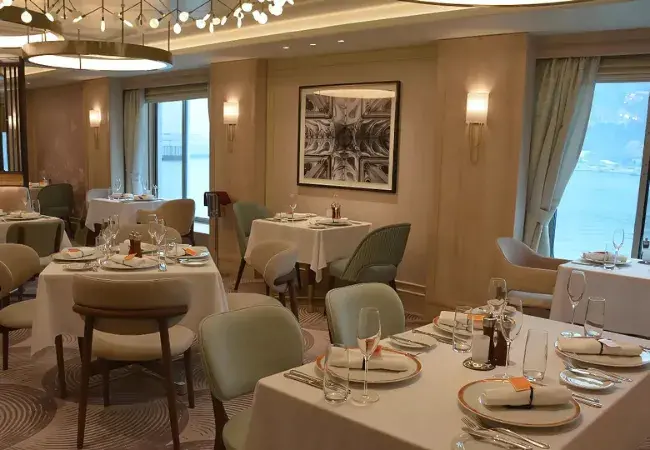 Le Bistro